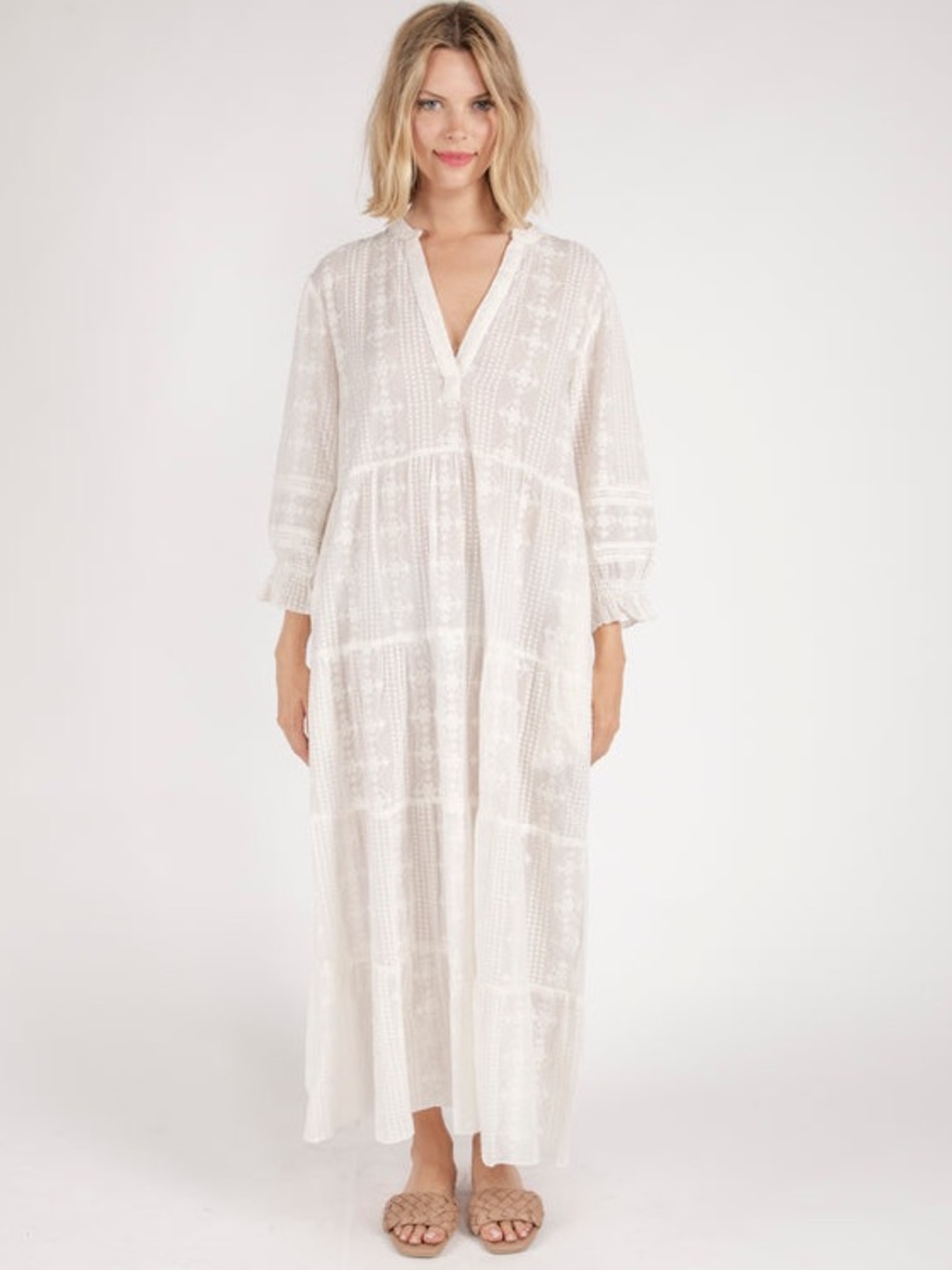 RAGA White Embroidered V-Neck Embroidered Maxi Dress With Slip XL